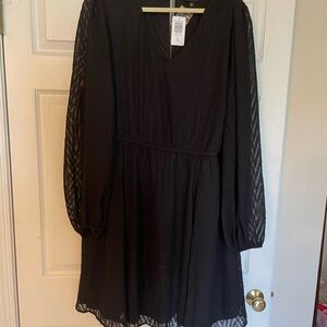 Torrid  Black Lace Flared Sleeve V-Neck Dress Plus Size 2X New w/tags